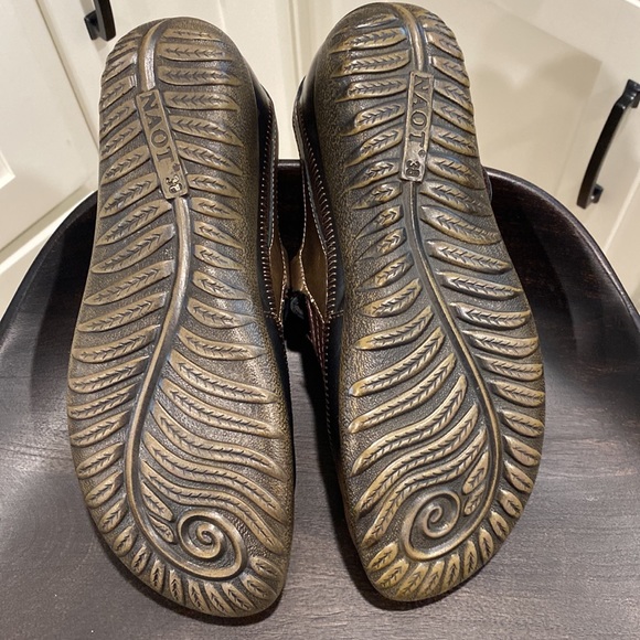 Naot mary Jane style shoes - Picture 5 of 8